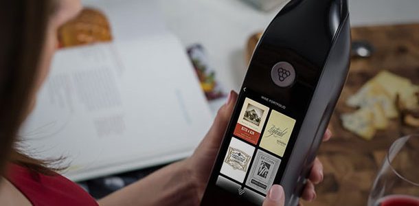 La botella de vino inteligente con Wi-Fi, se llama Kuvee