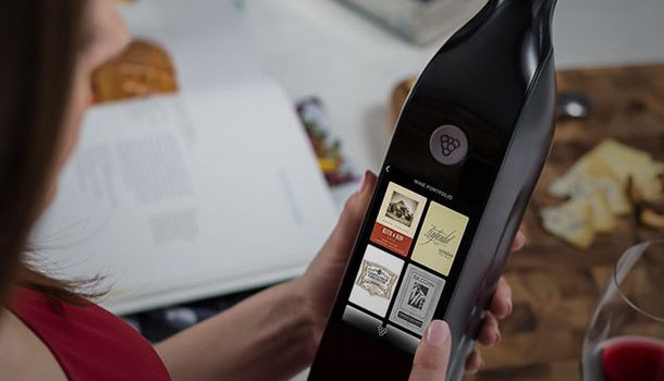 La botella de vino inteligente con Wi-Fi, se llama Kuvee