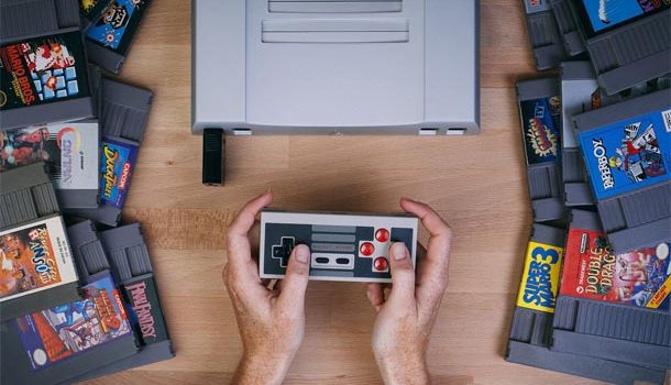 Consola NES de Aluminio, Analogue Nt para fans de lo retro
