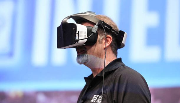 La Realidad Virtual de Intel, Proyecto Alloy