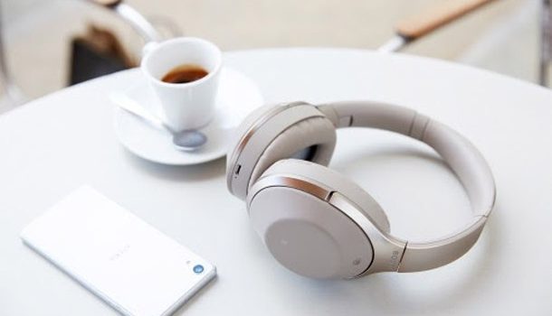 Auriculares Sony MDR-1000X con cancelación de ruido