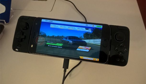 Motorola vuelve con Moto Z2 Play y los nuevos Moto Mods